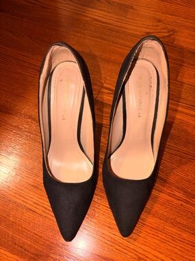 Shoe Republic LA Black Suede Pointed Toe Pumps